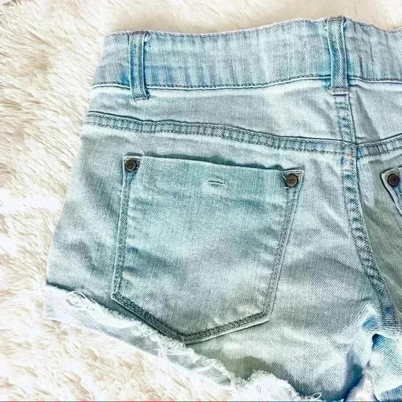 Altar’d State Frayed Distressed Denim Jean Shorts - Picture 9 of 11